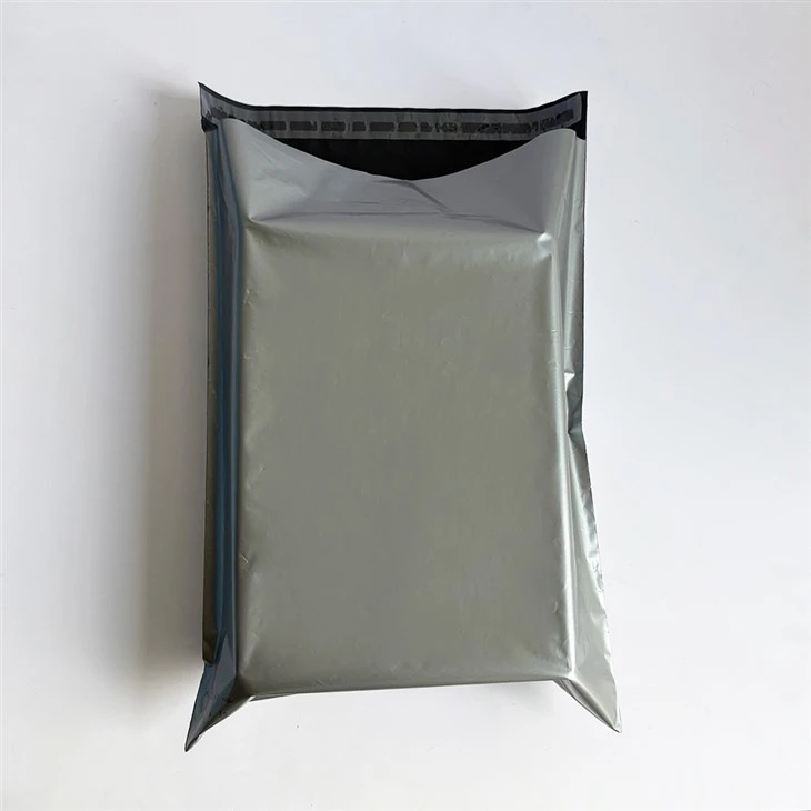 Bolsa de encomenda prateada
